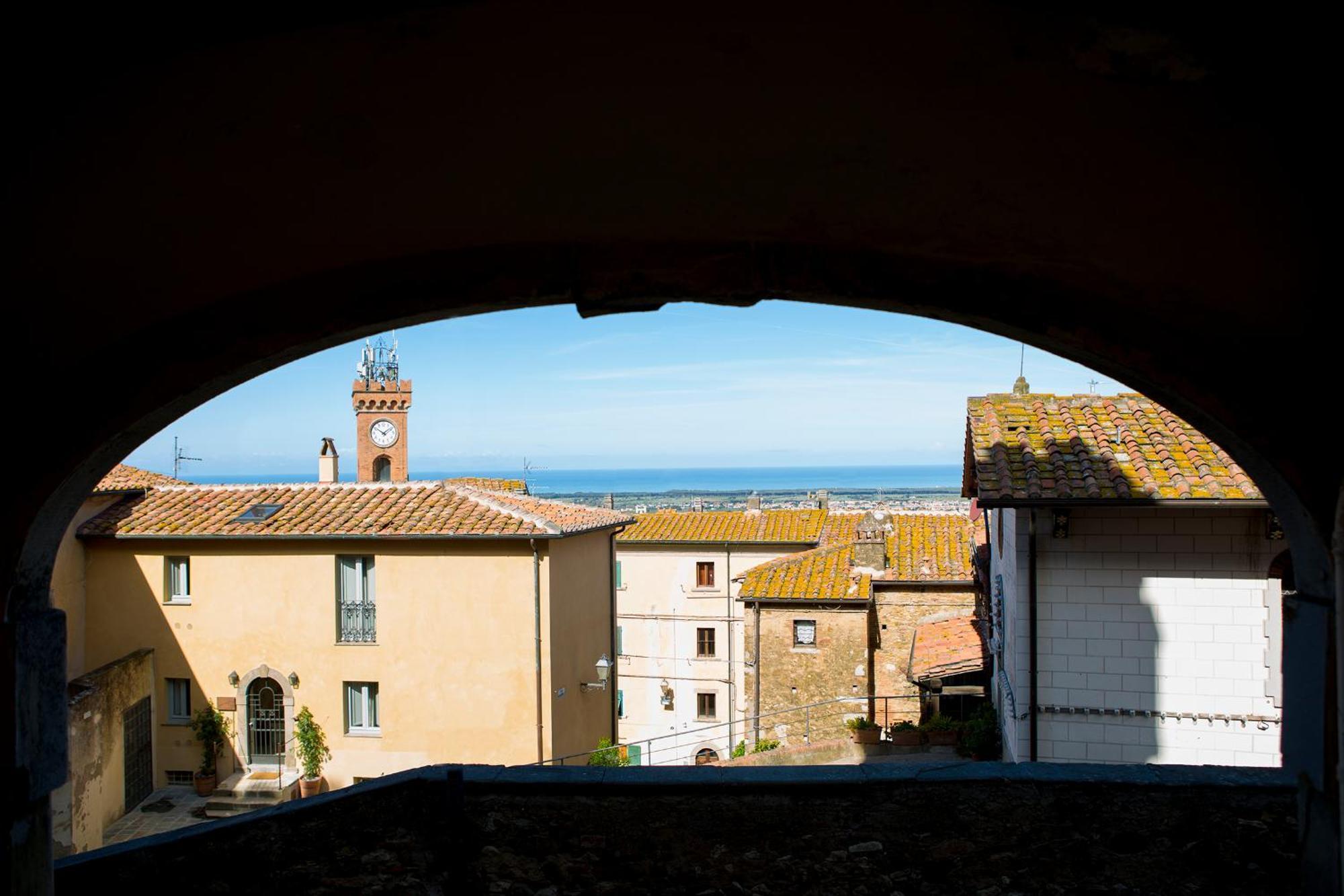 Camere Di Via Montebello Castagneto Carducci Buitenkant foto